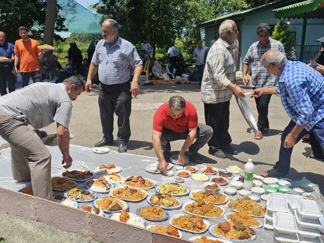 شکرگزاری کشاورزان چایجان در آیین ۲۵۰ ساله «شِیلان»