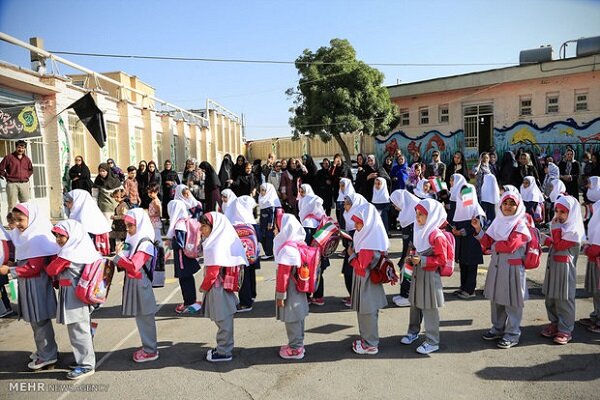 خدمات مراقبتی به بیش از ۲۲ هزار دانش آموز کاشانی ارائه شد - خبرگزاری مهر | اخبار ایران و جهان