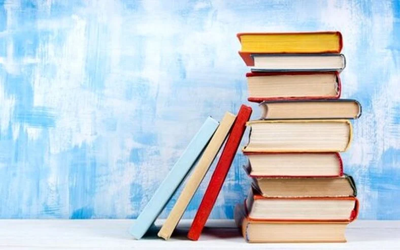 مزایای بی شمار مطالعه کتاب با استفاده از منابع آنلاین